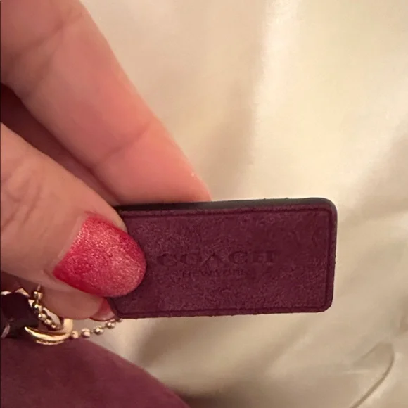 ♥️Coach NWT Maroon Hadley Mini Crossbody Bag /Turn lock closure & Gold Hardware